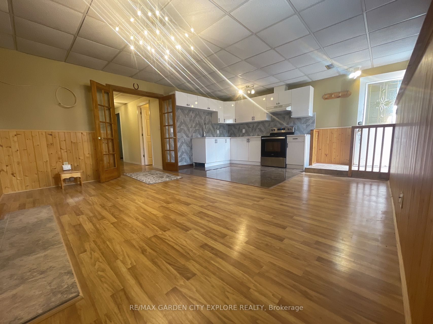 6168 Wildrose Crescent, #Lower
