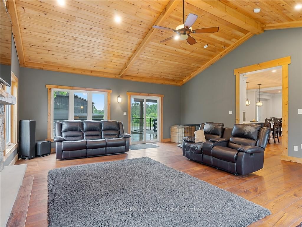 2210 Highway 54
