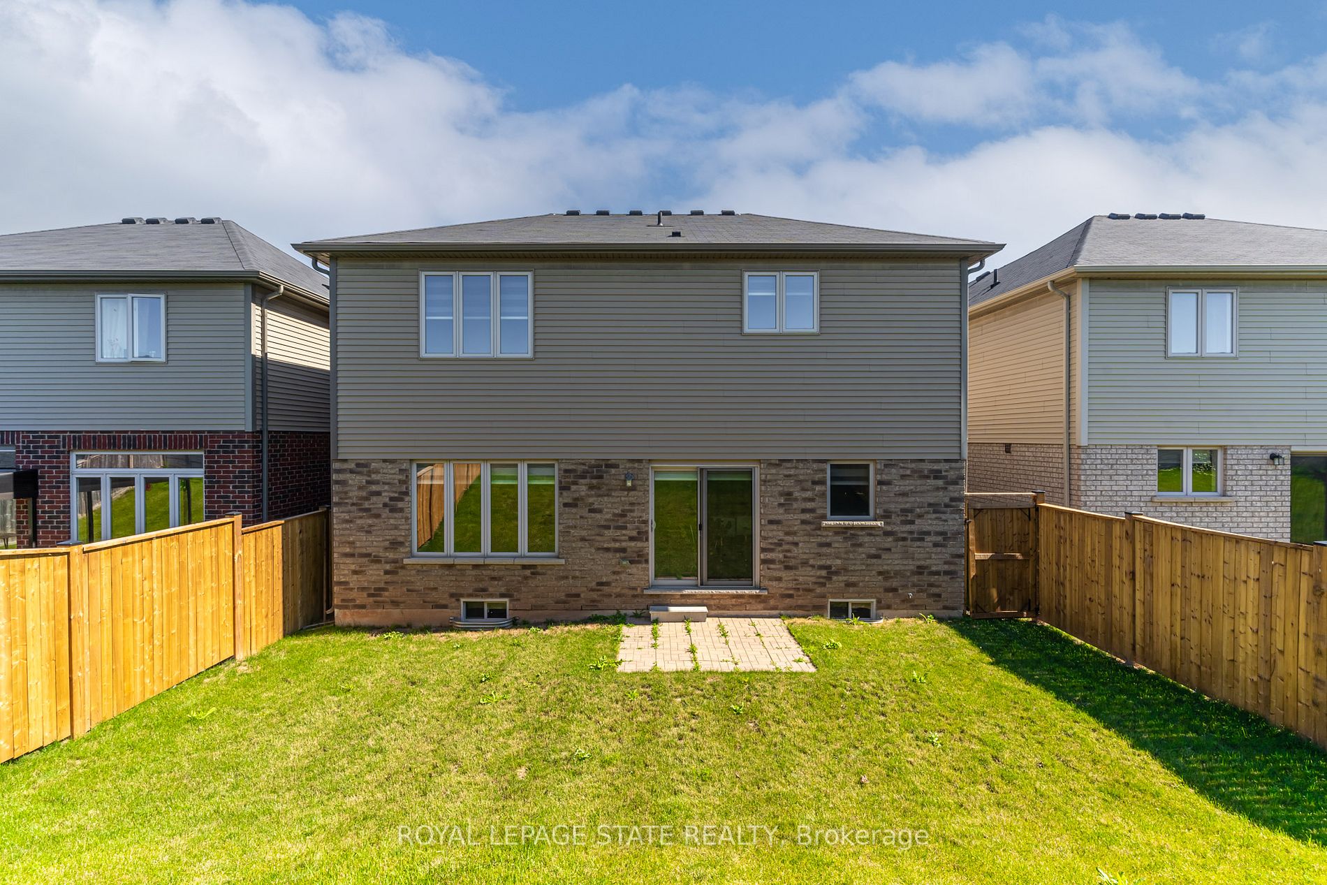 84 Lorne Ave