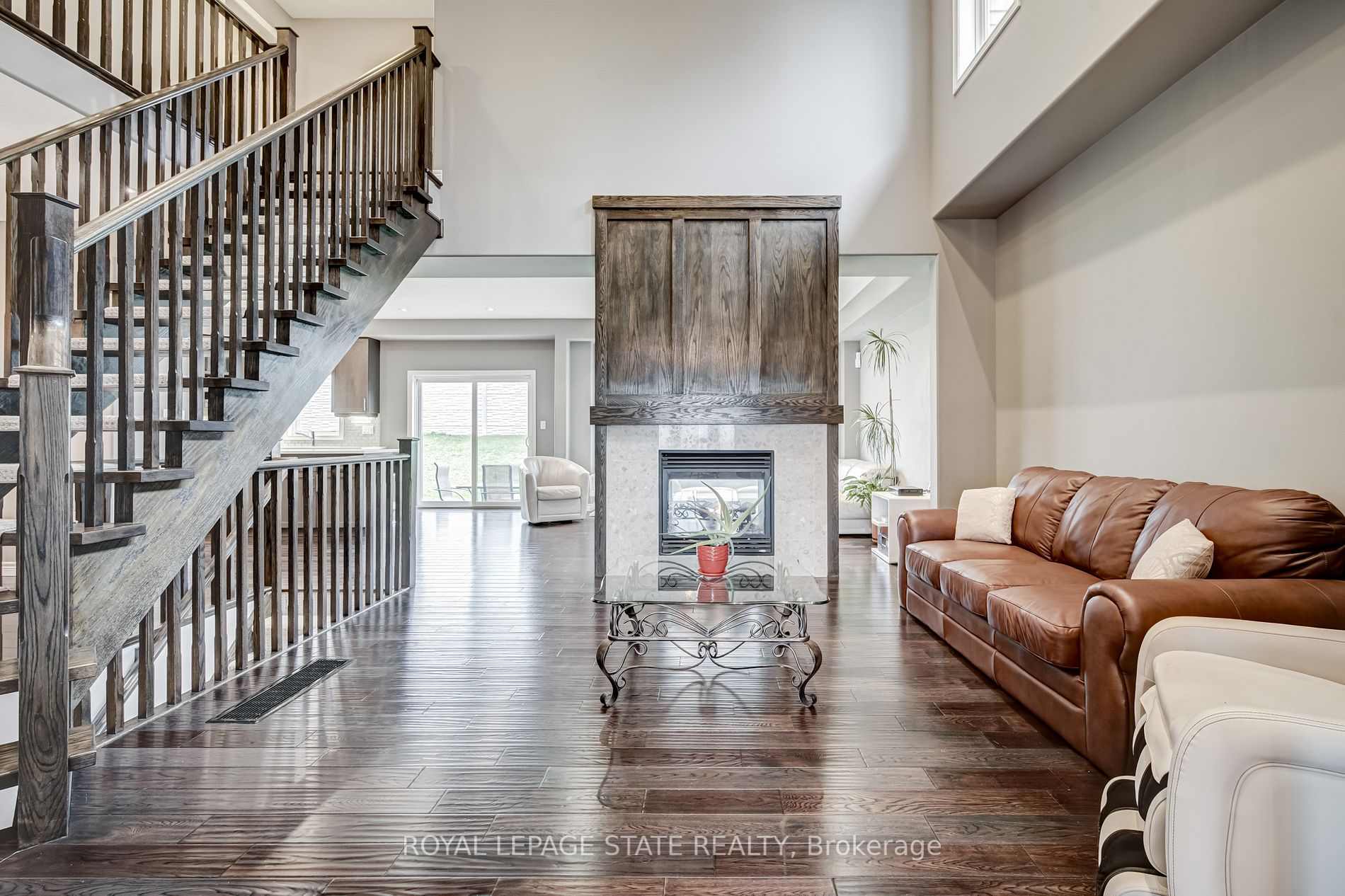 84 Lorne Ave