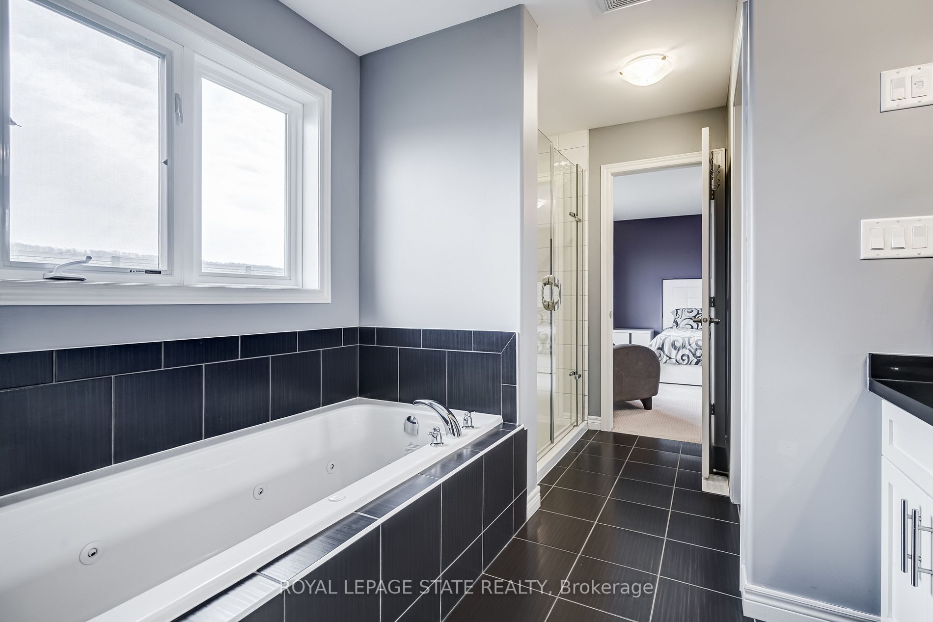 84 Lorne Ave