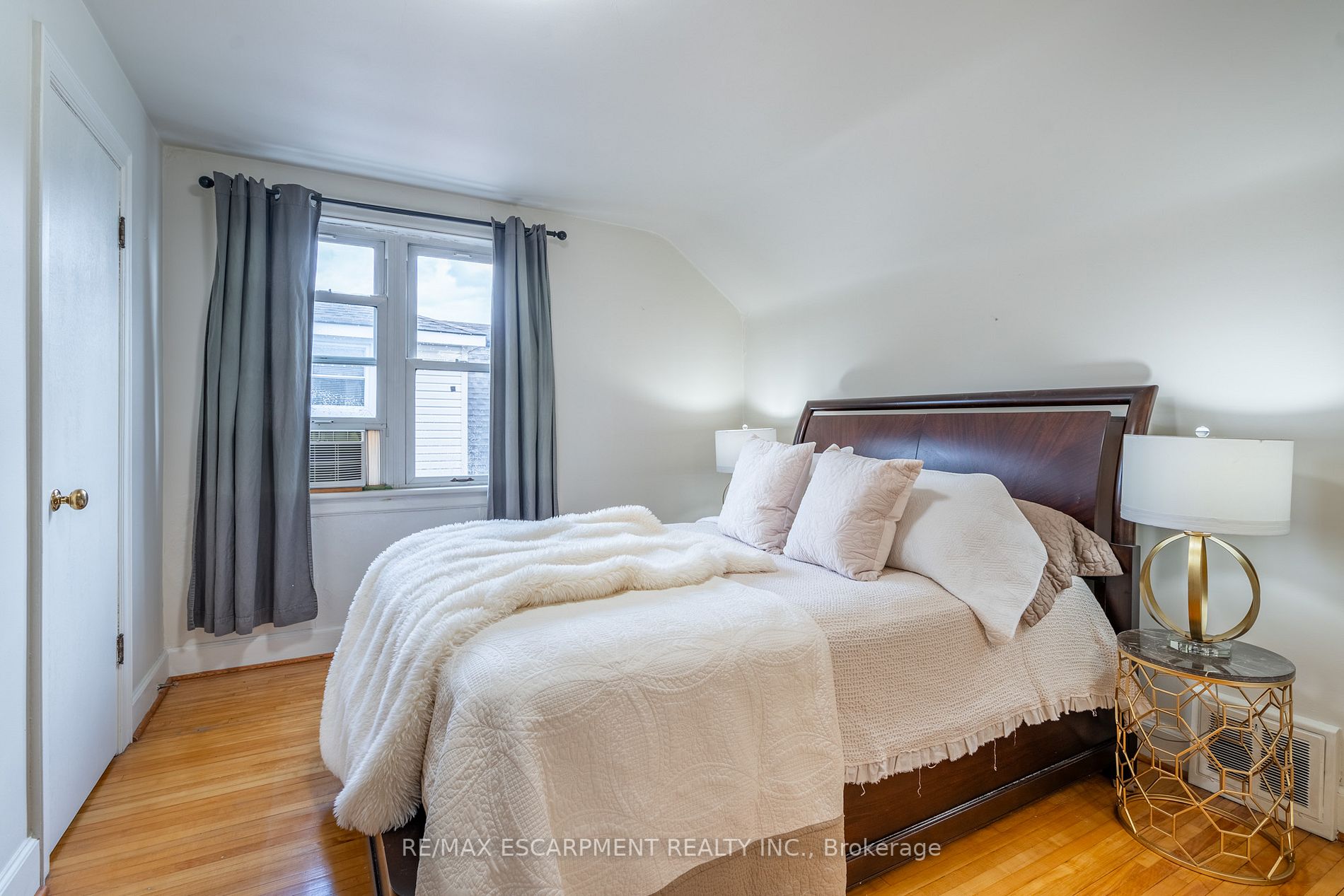 55 East 13th St