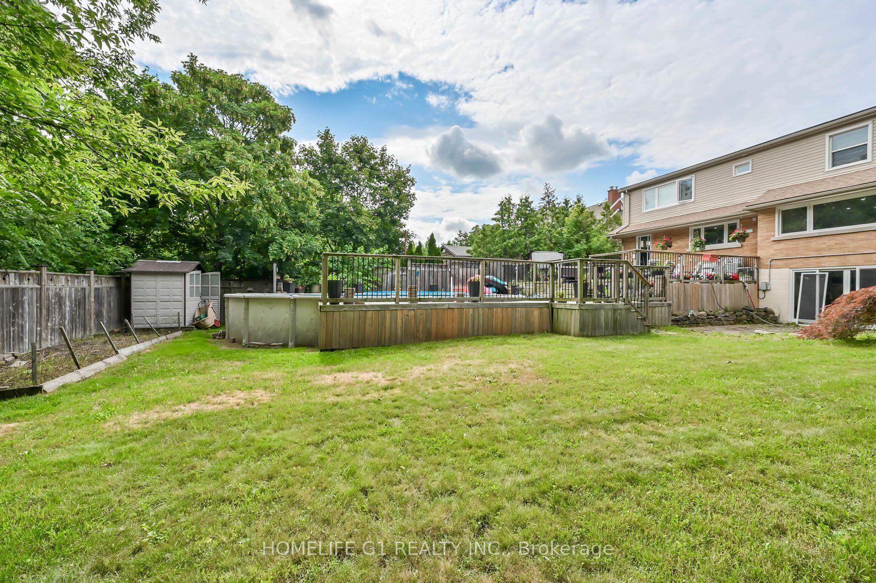 10 Douglas Pl