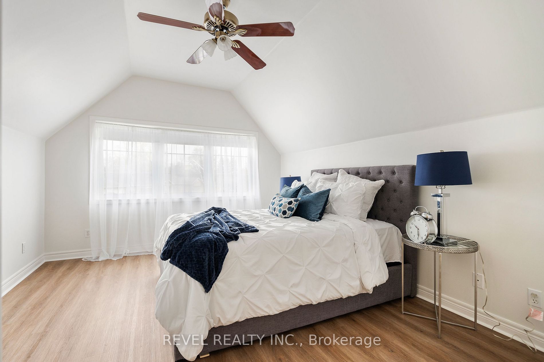 6839 Imperial Court