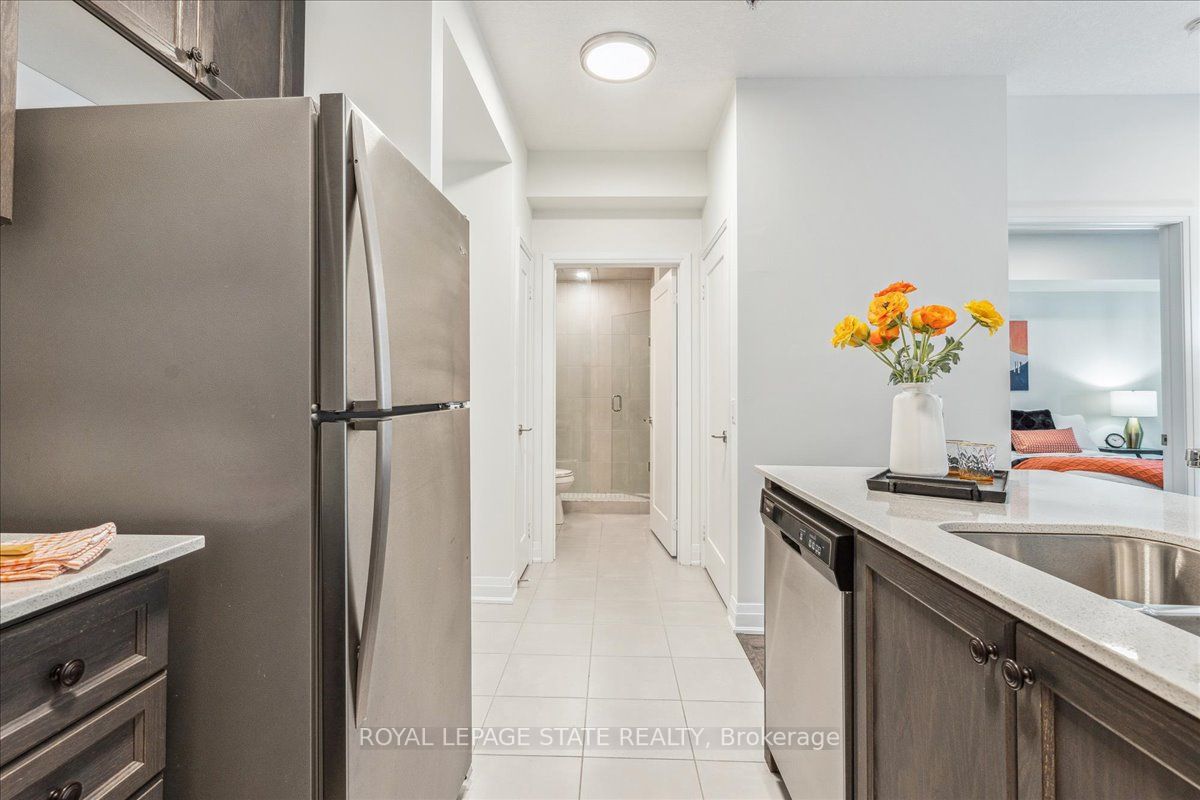 16 Concord Pl, #150