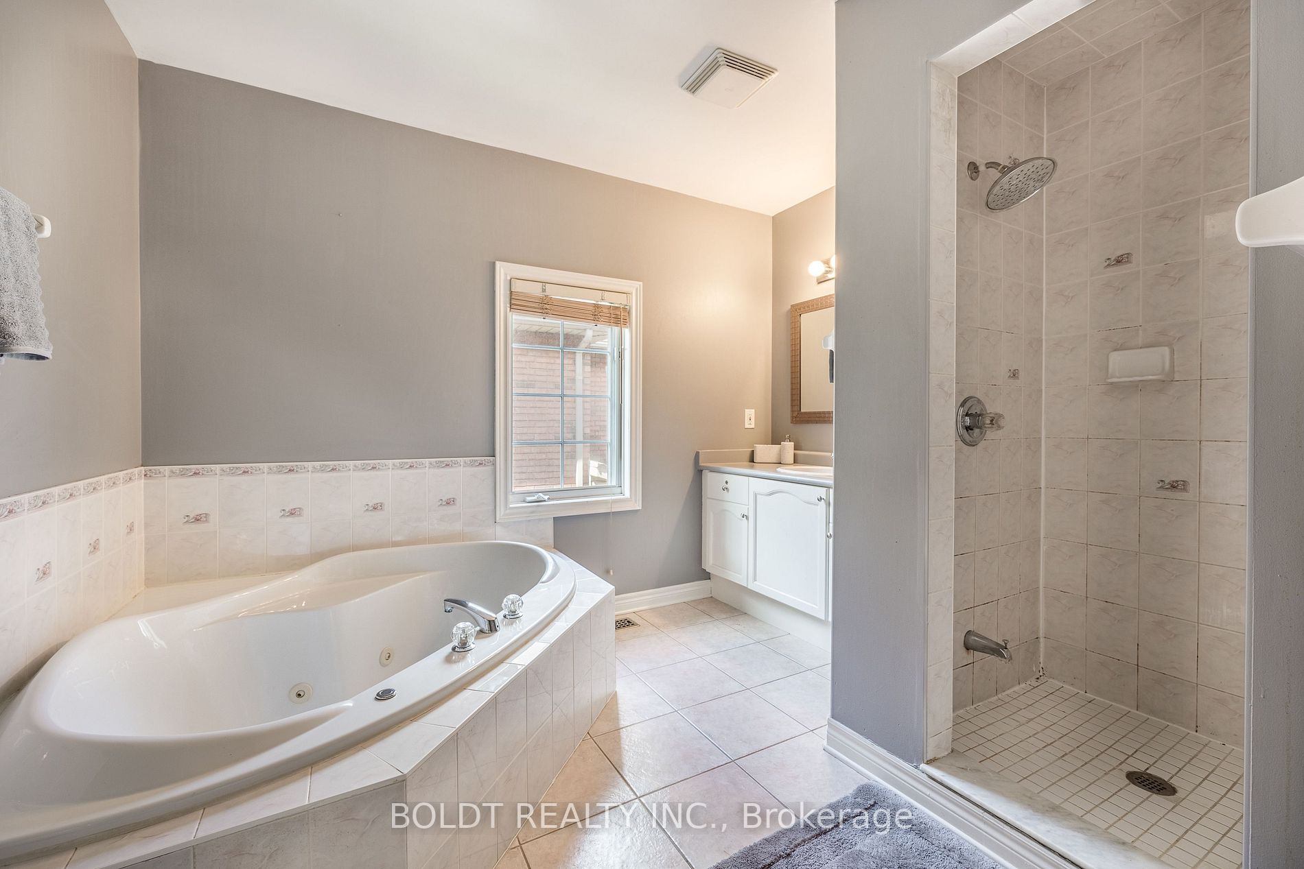 16 A Brown Dr