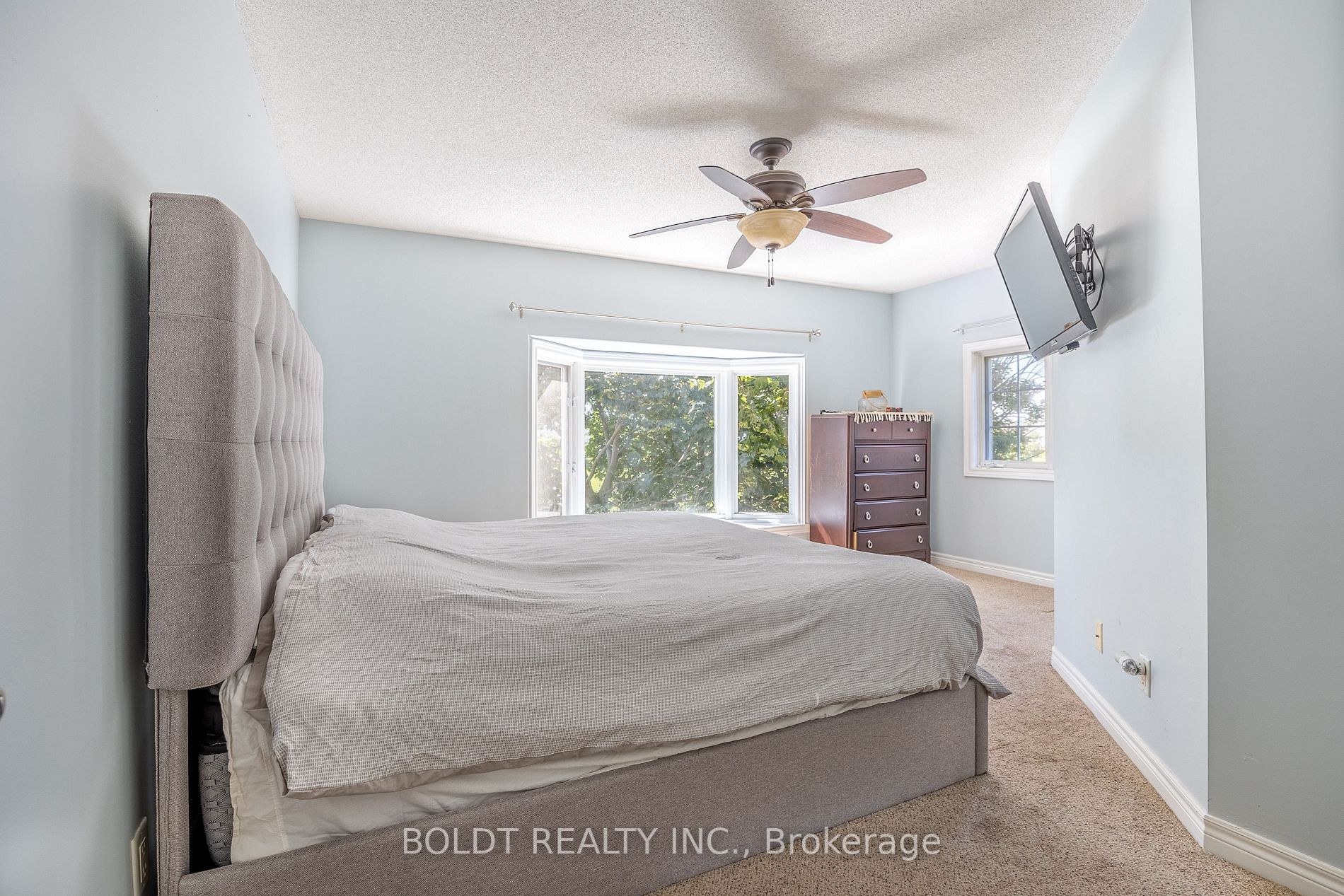 16 A Brown Dr