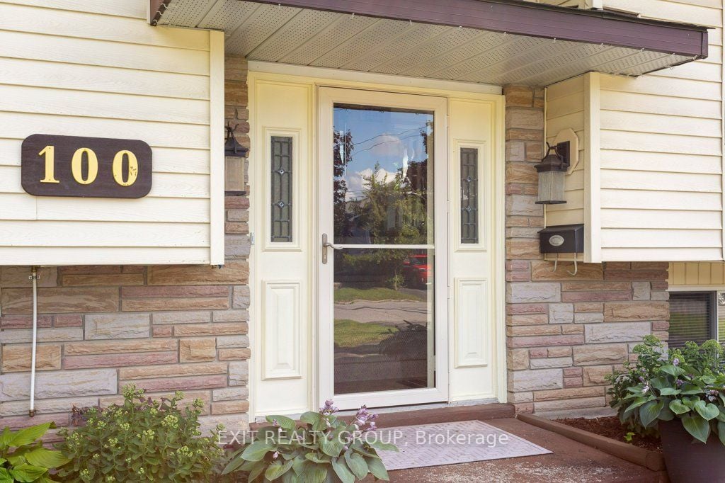 100 Leopold St