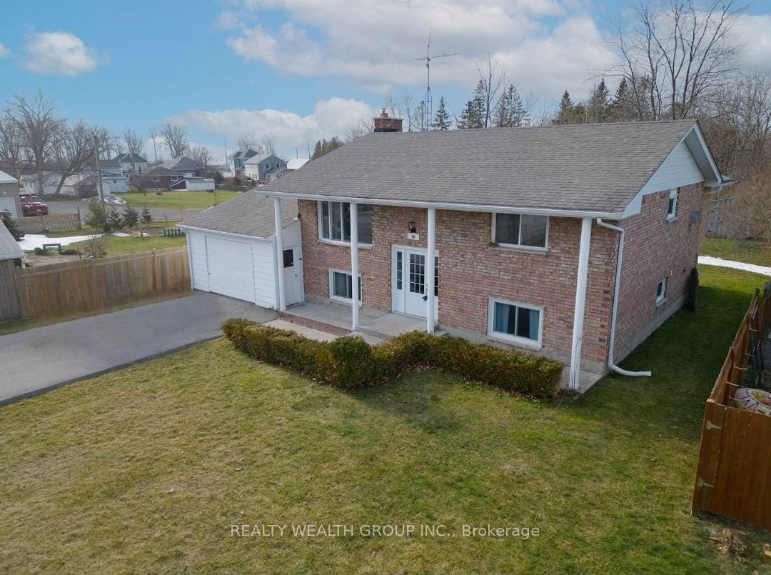50 Belleville St