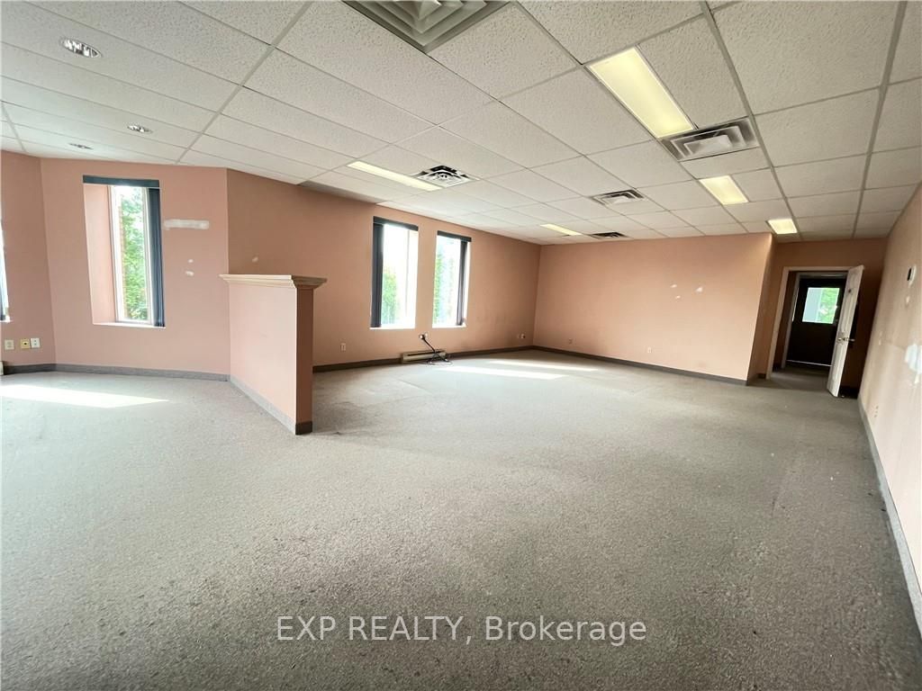 35 Main St N, #21