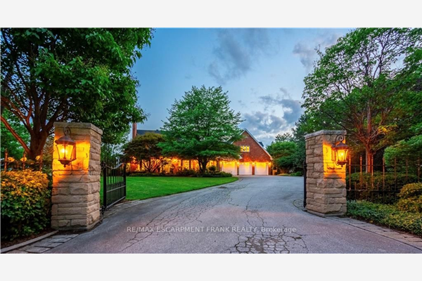 1480 Sawmill Rd, Hamilton