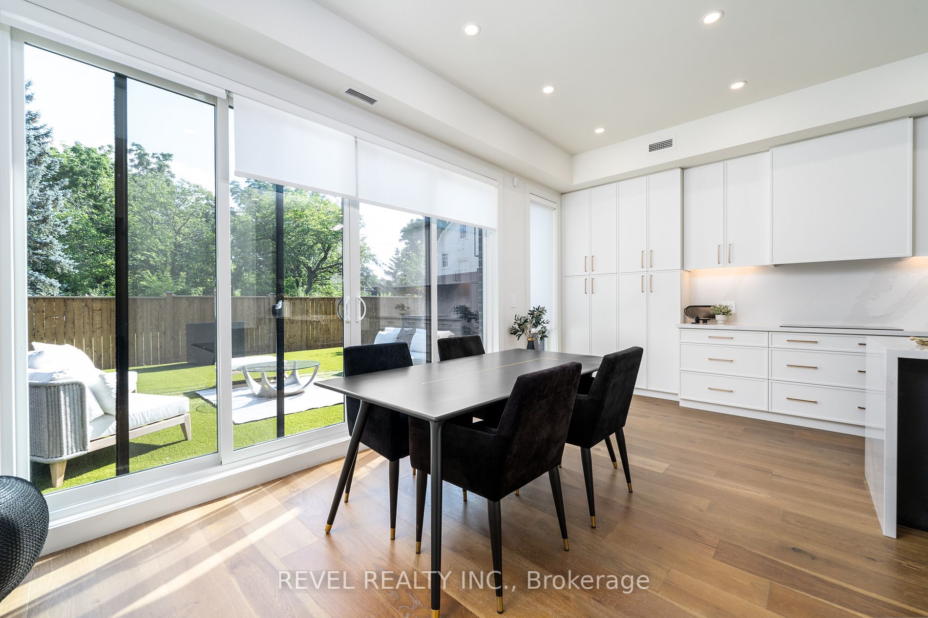 1397 York Road #10