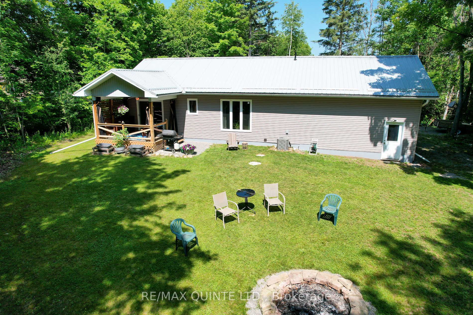 35 WILDROSE Circle