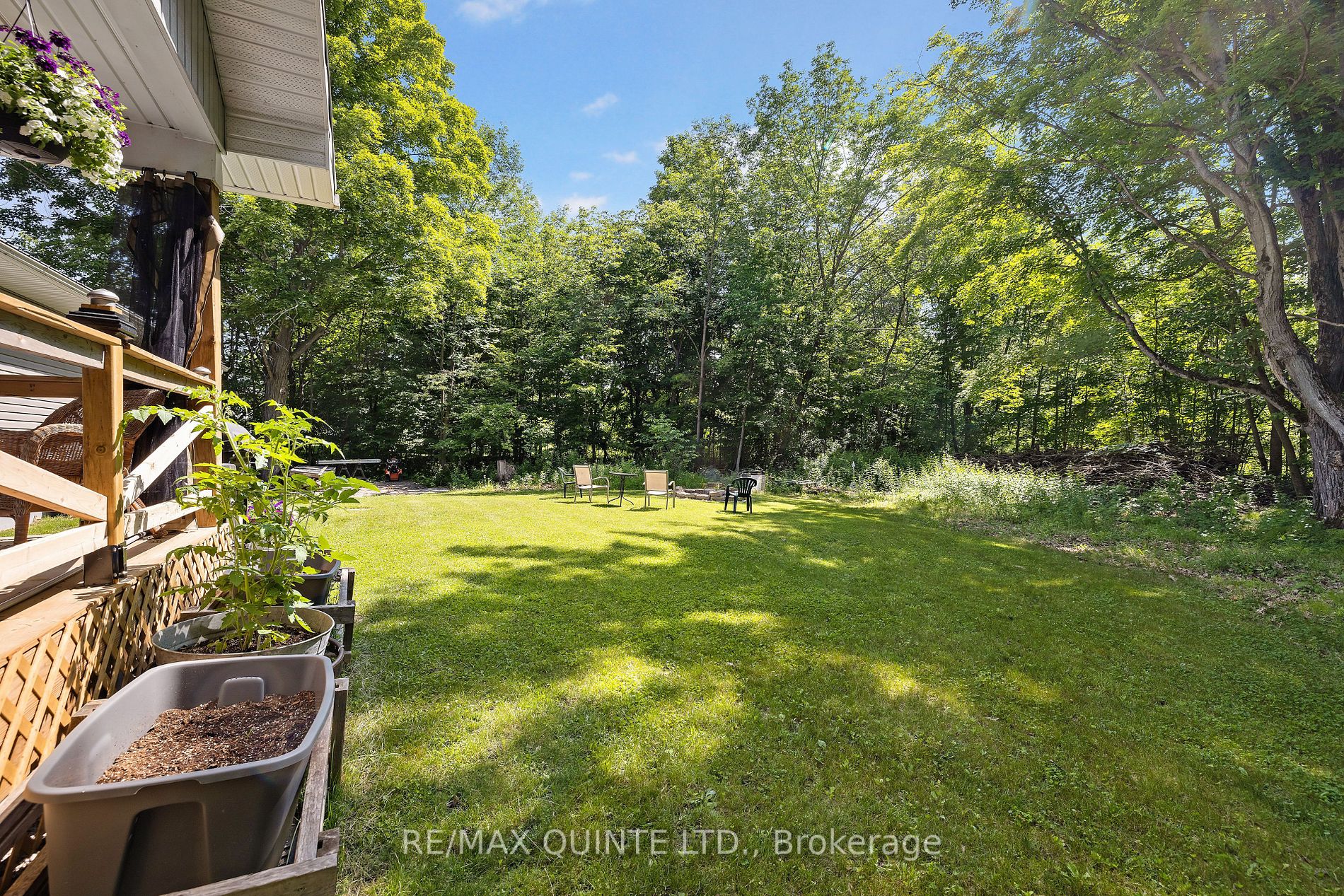 35 WILDROSE Circle