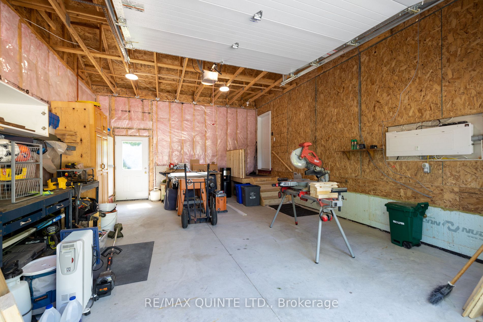 35 WILDROSE Circle