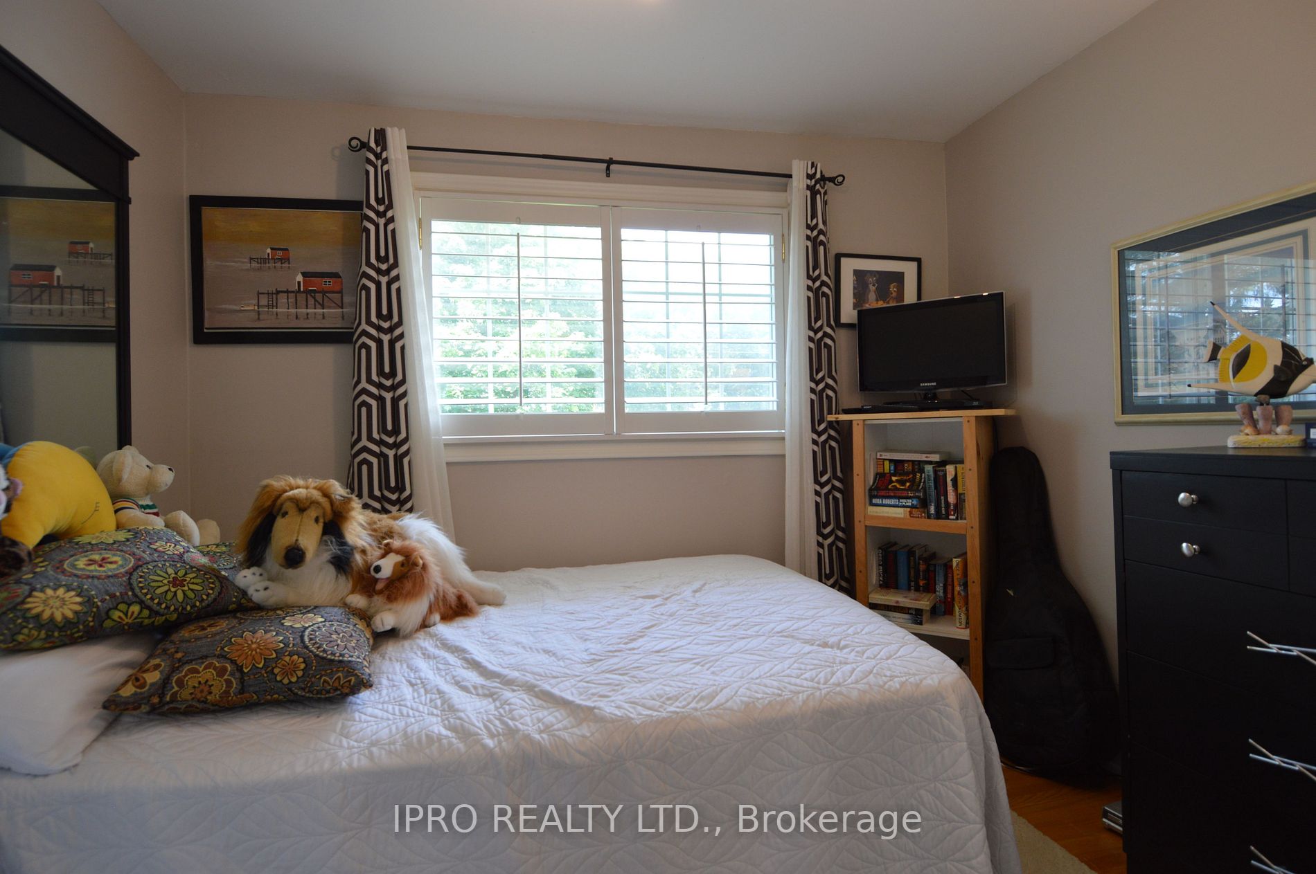 9 Lynda Ave