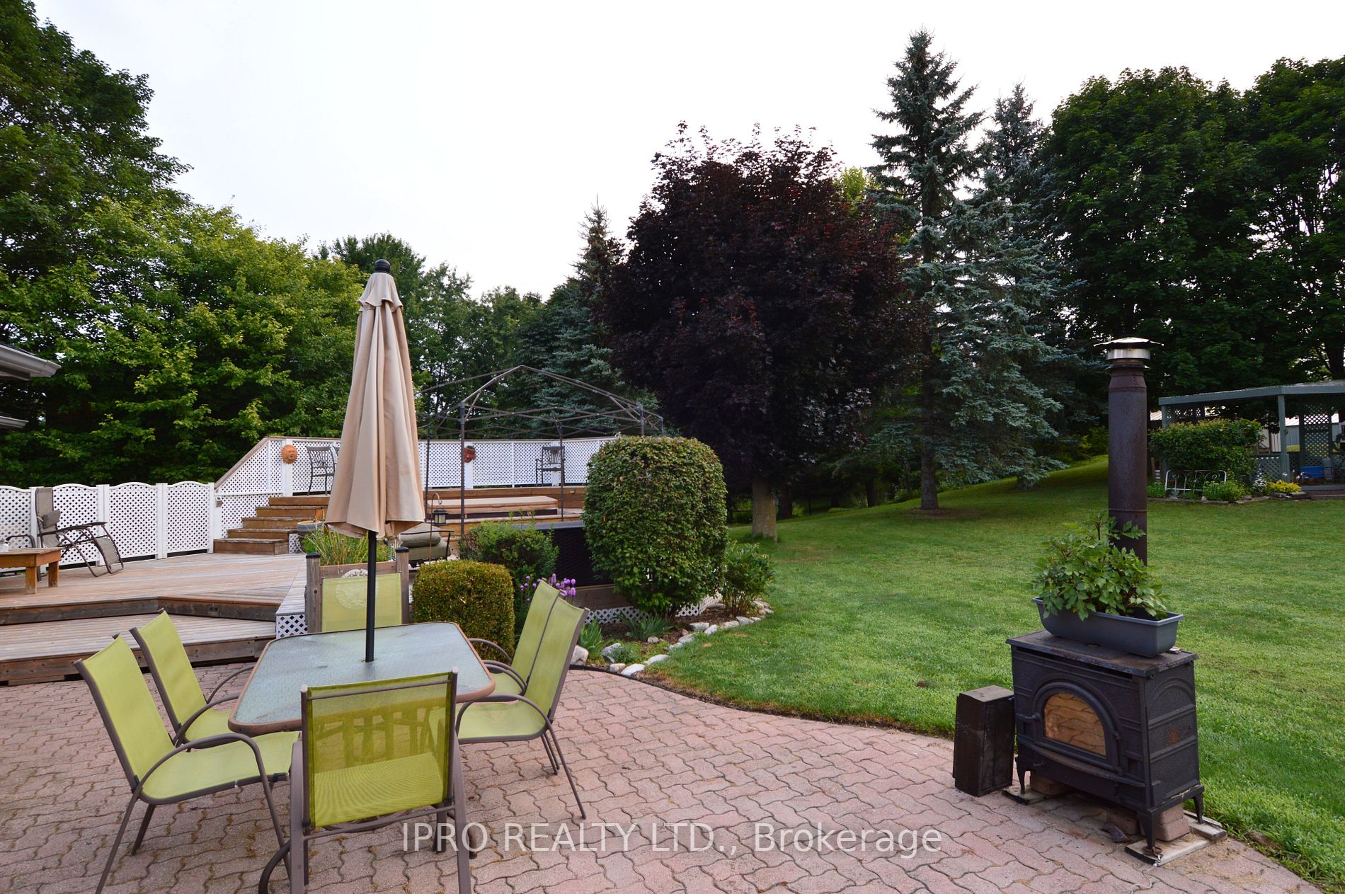 9 Lynda Ave