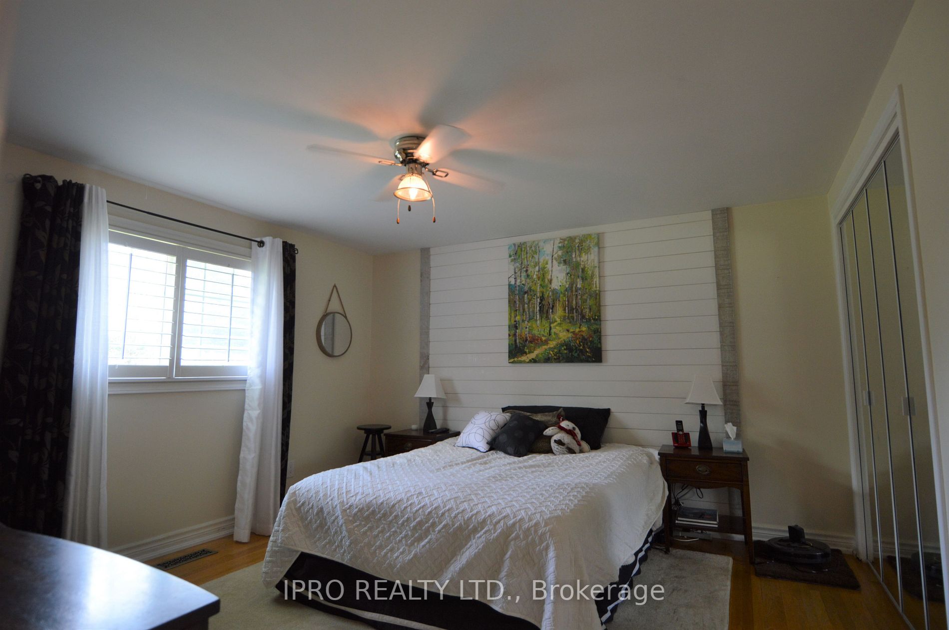 9 Lynda Ave