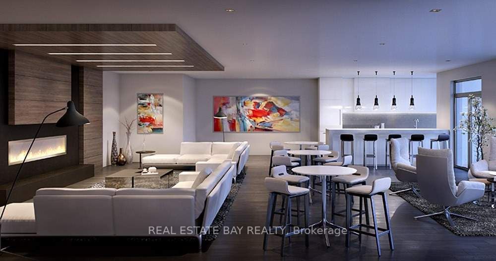 15 Queen Street S, #1605