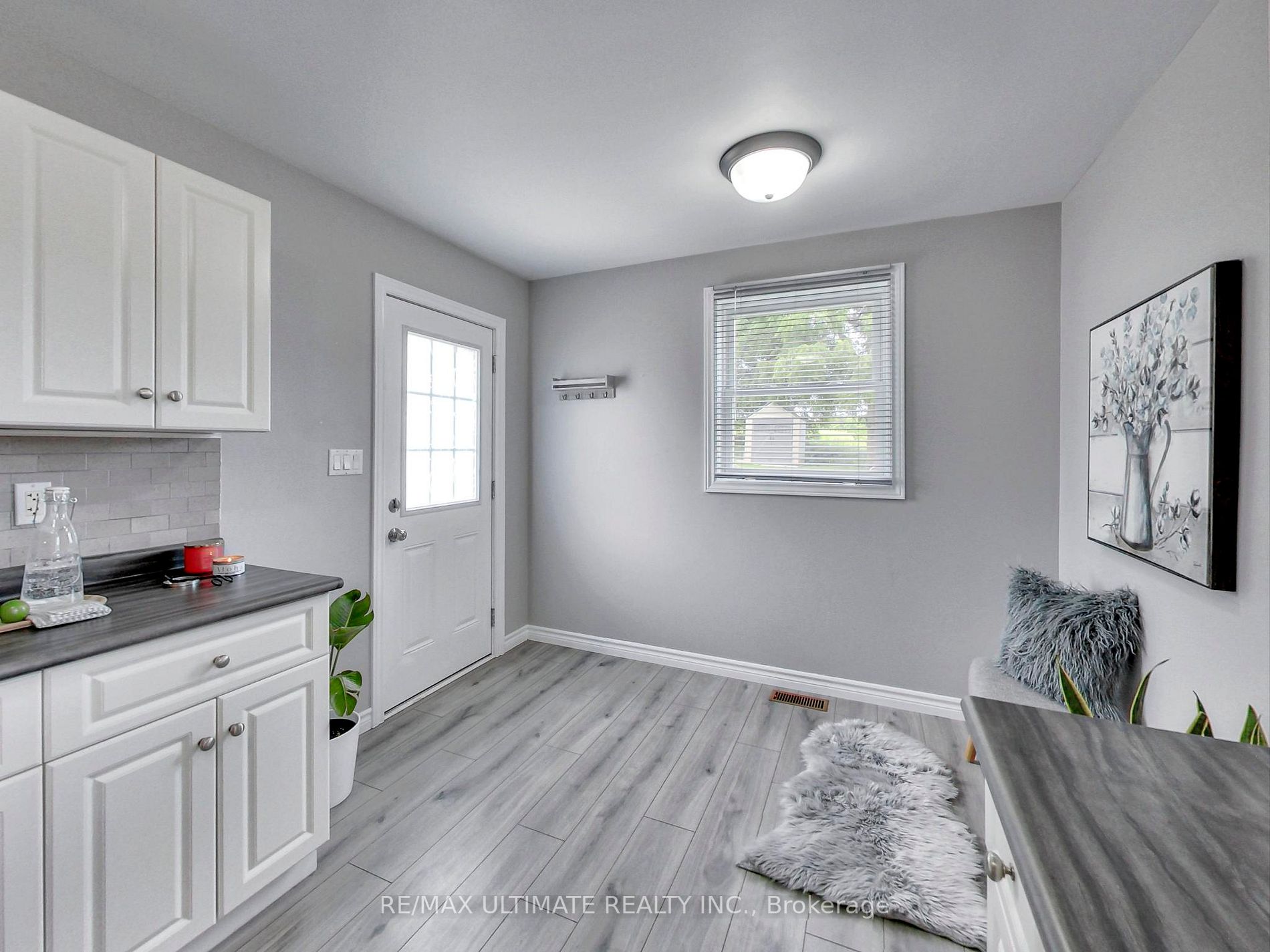 14 Burnham Avenue