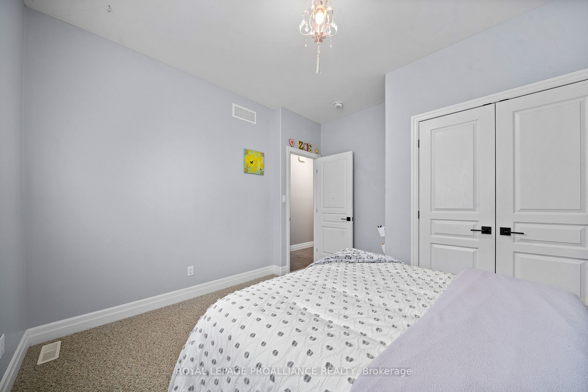 7 Bel Air Cres