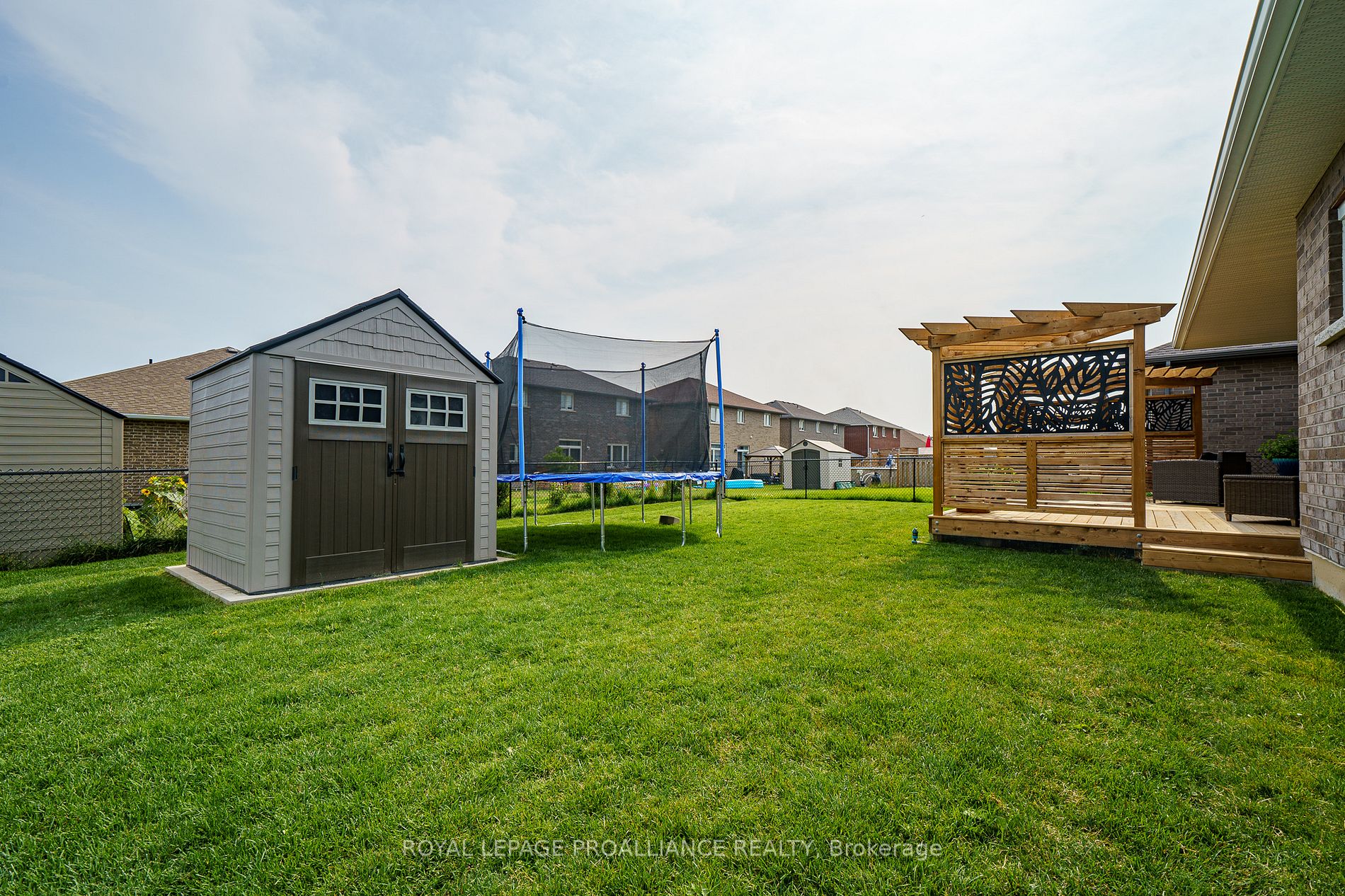 7 Bel Air Cres
