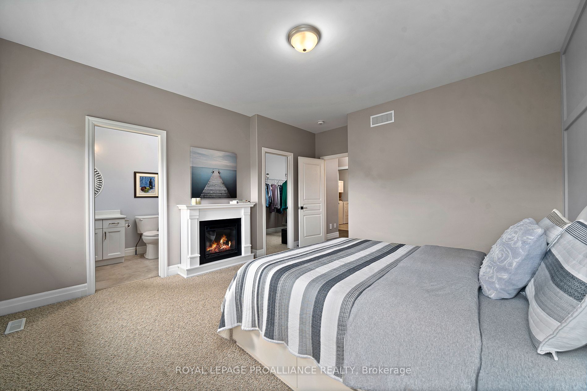 7 Bel Air Cres