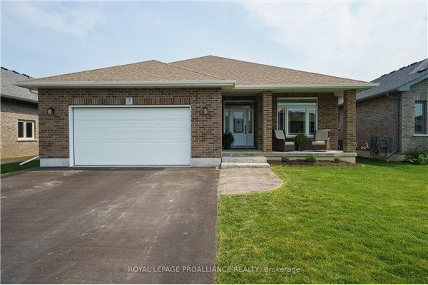 7 Bel Air Cres, Quinte West