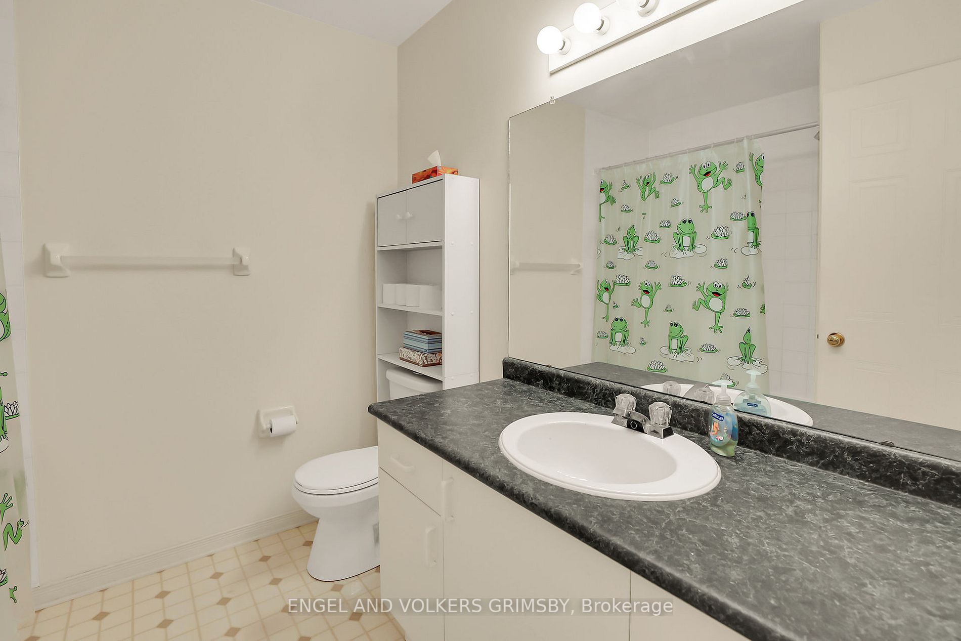 20 Niagara St, #1