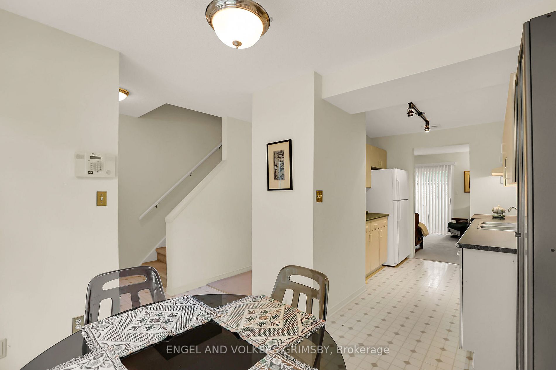 20 Niagara St, #1