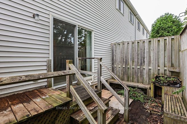 20 Niagara St, #1