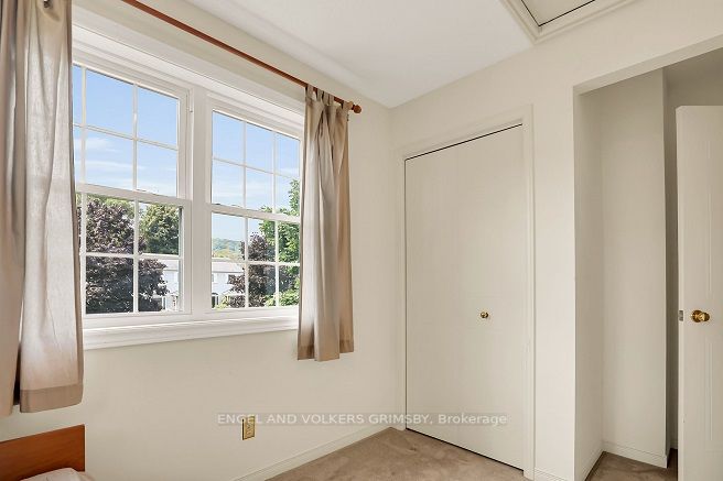 20 Niagara St, #1