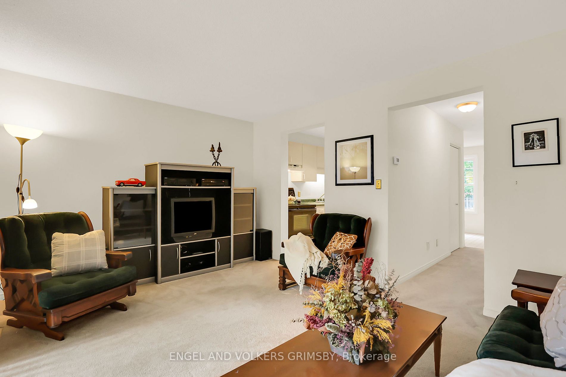 20 Niagara St, #1