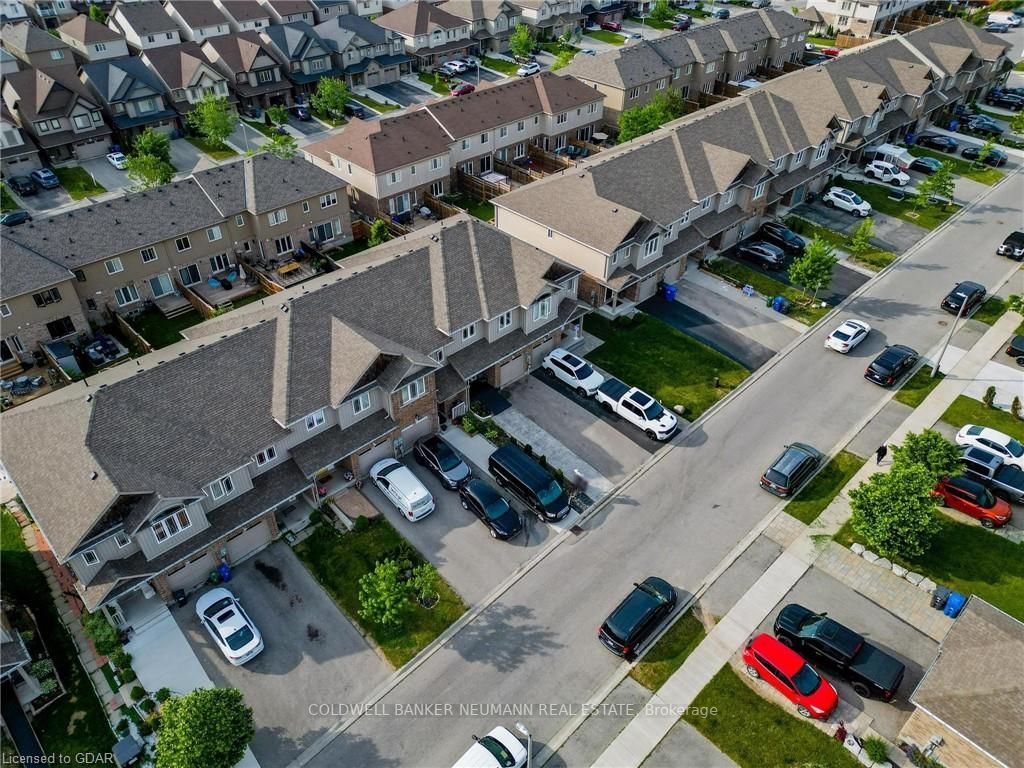 28 Jeffrey Dr