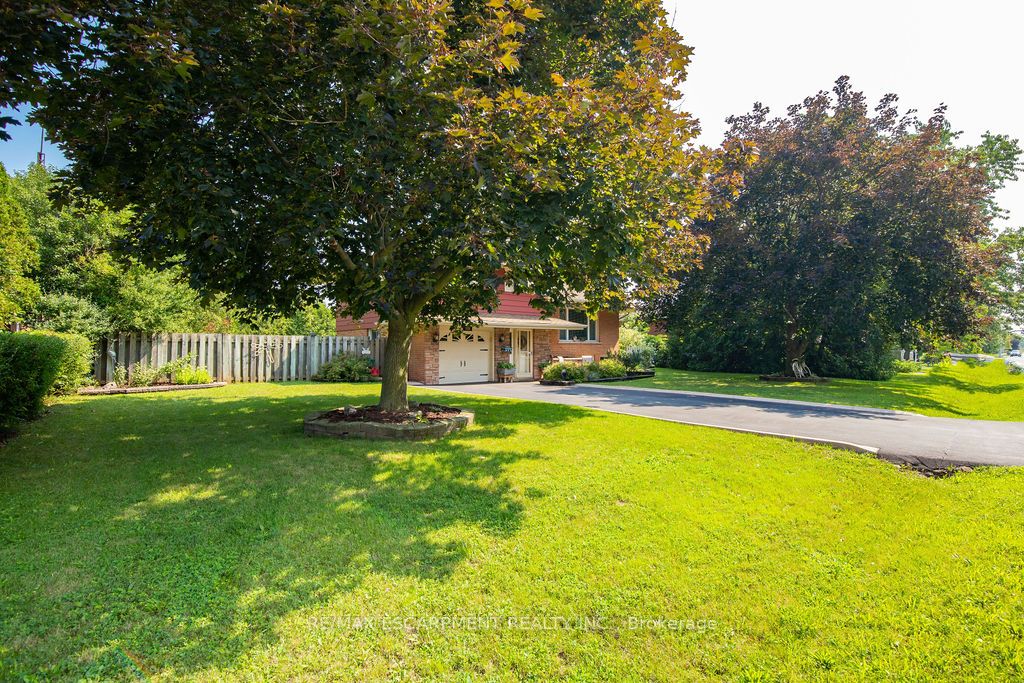 220 Livingston Ave