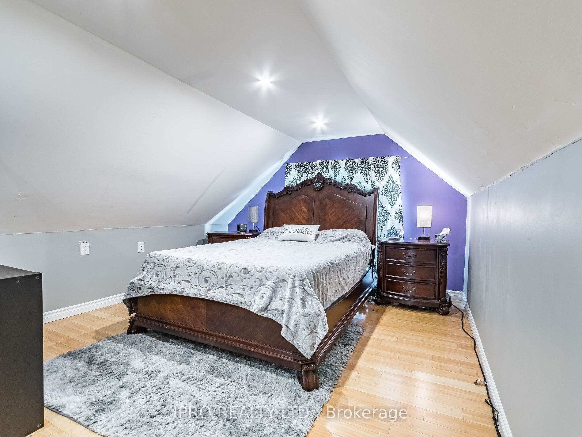 22 Delaware Ave