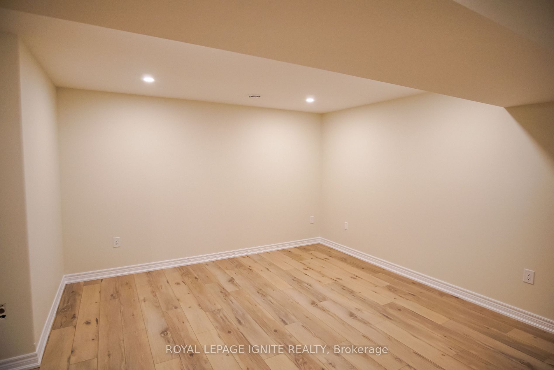 7138 Parsa Street, #12