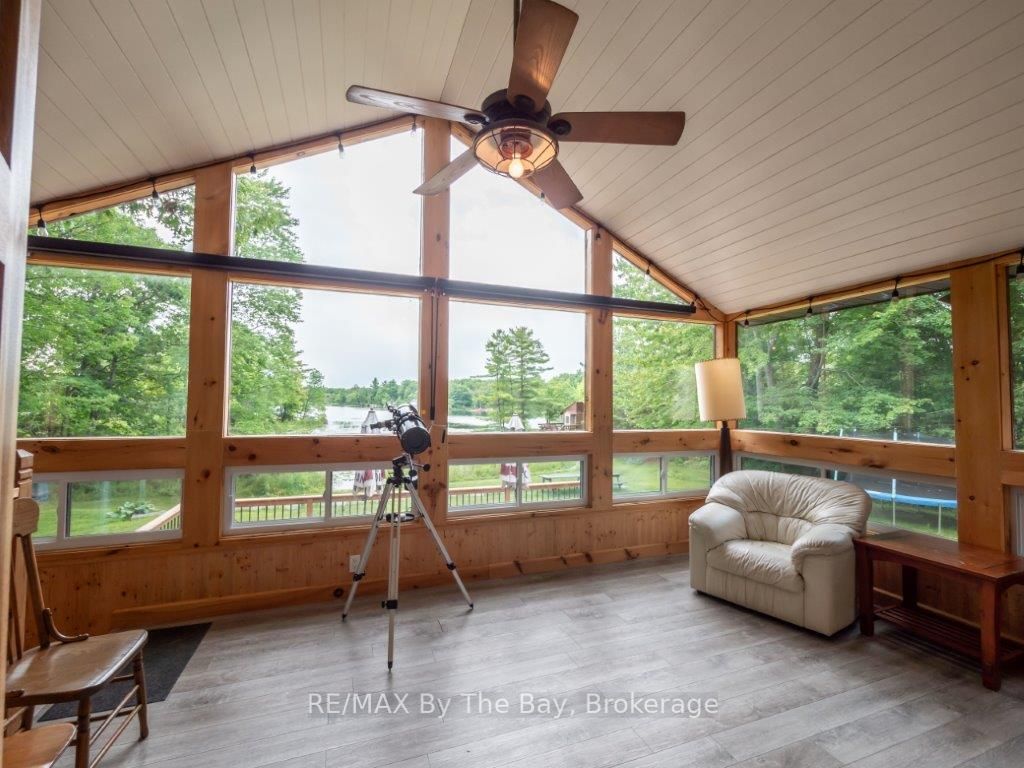 30 Island Dr