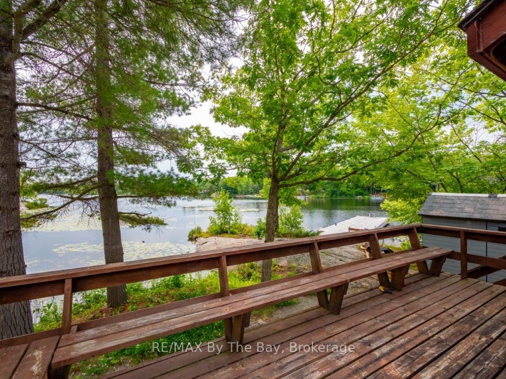 30 Island Dr