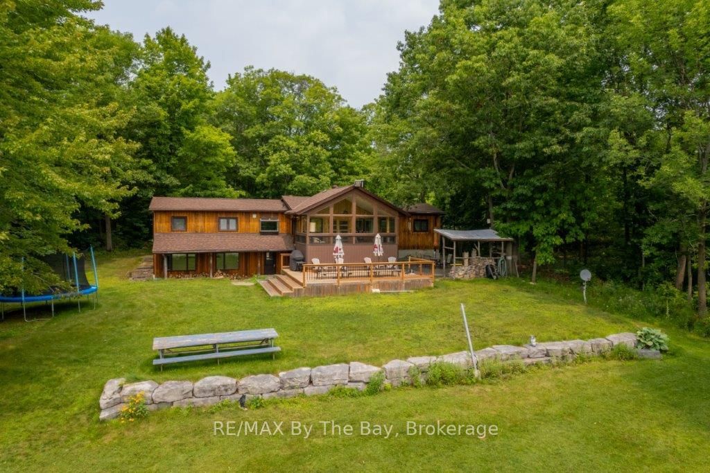 30 Island Dr