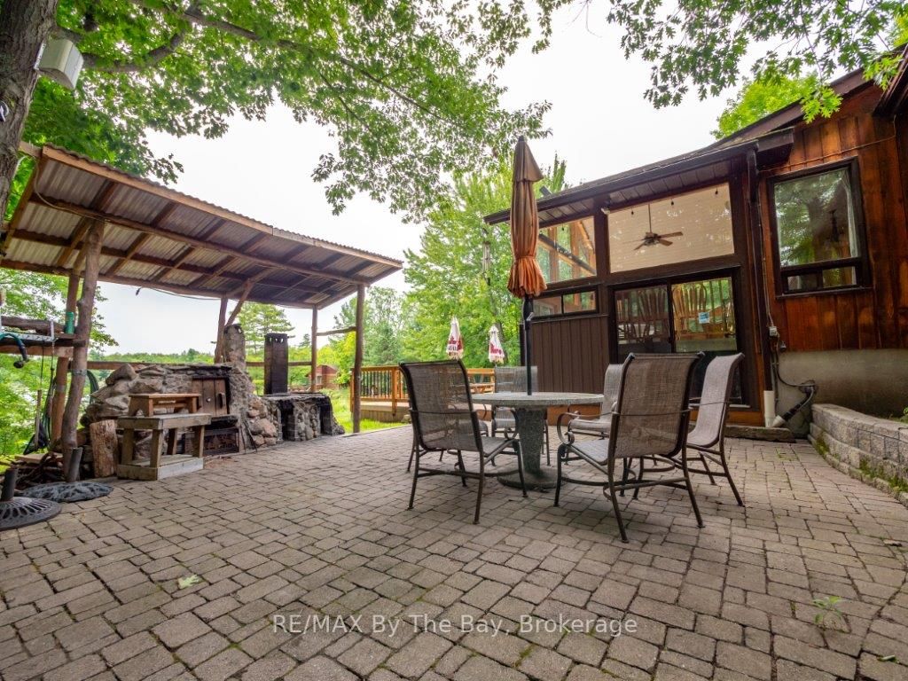 30 Island Dr