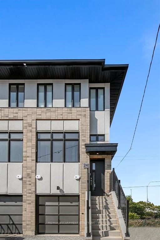 527 Shaver Rd, #24
