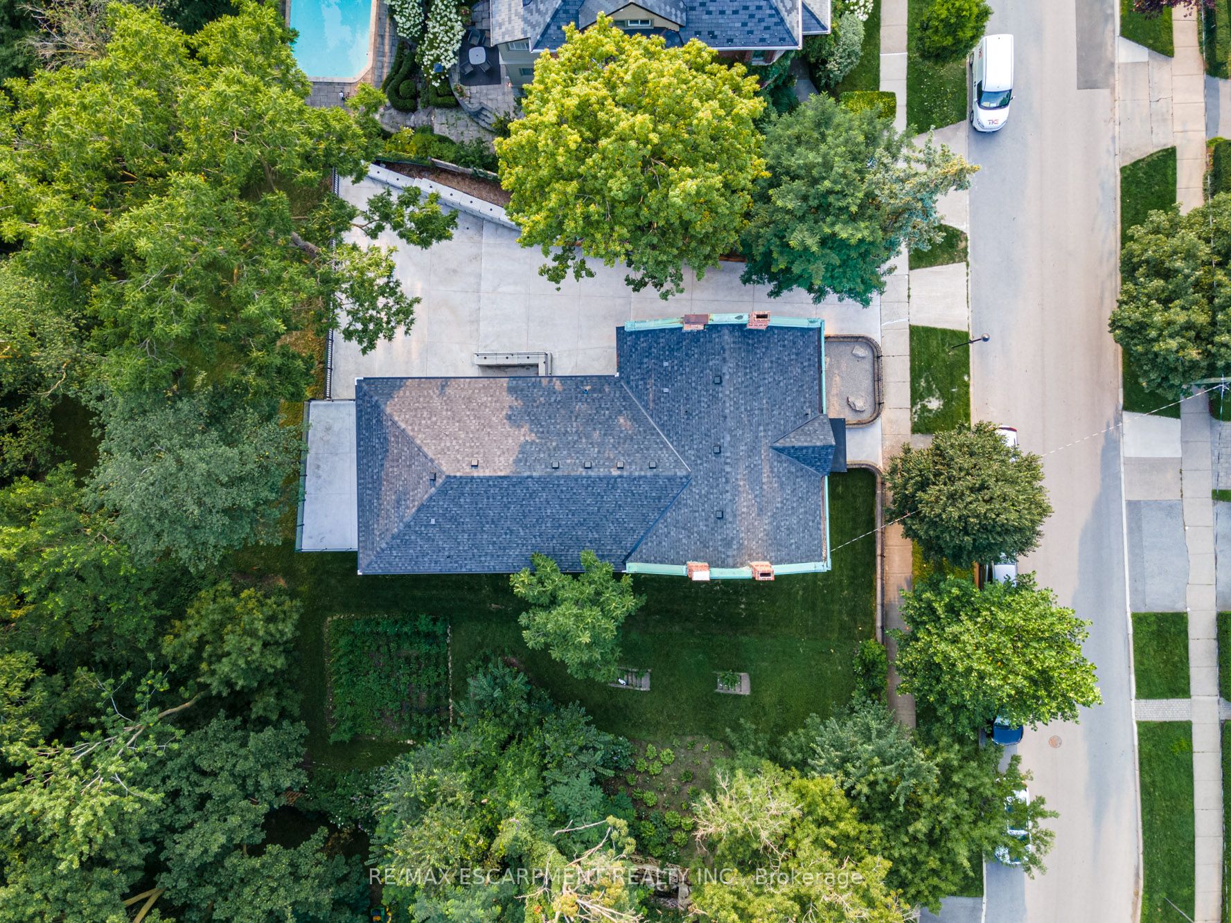 29 Yates St