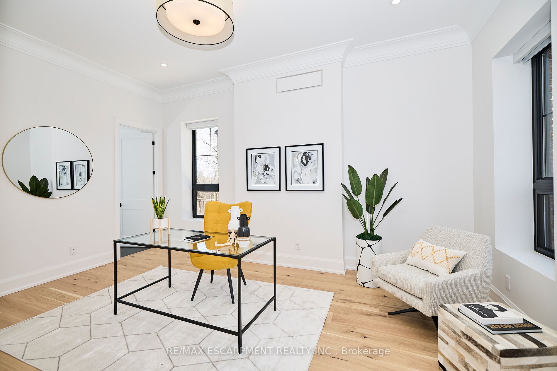 29 Yates St