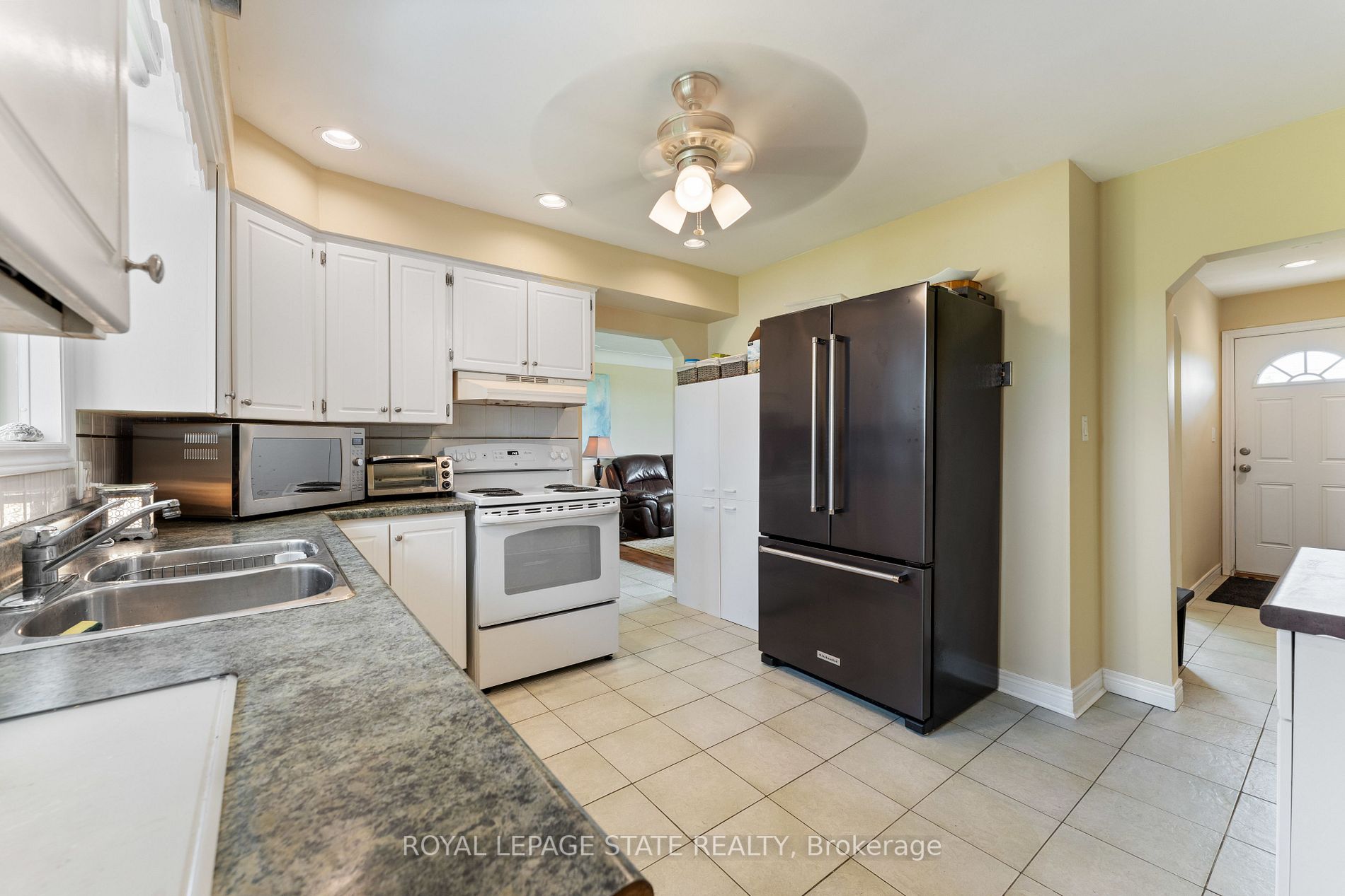 1153 Ridge Rd