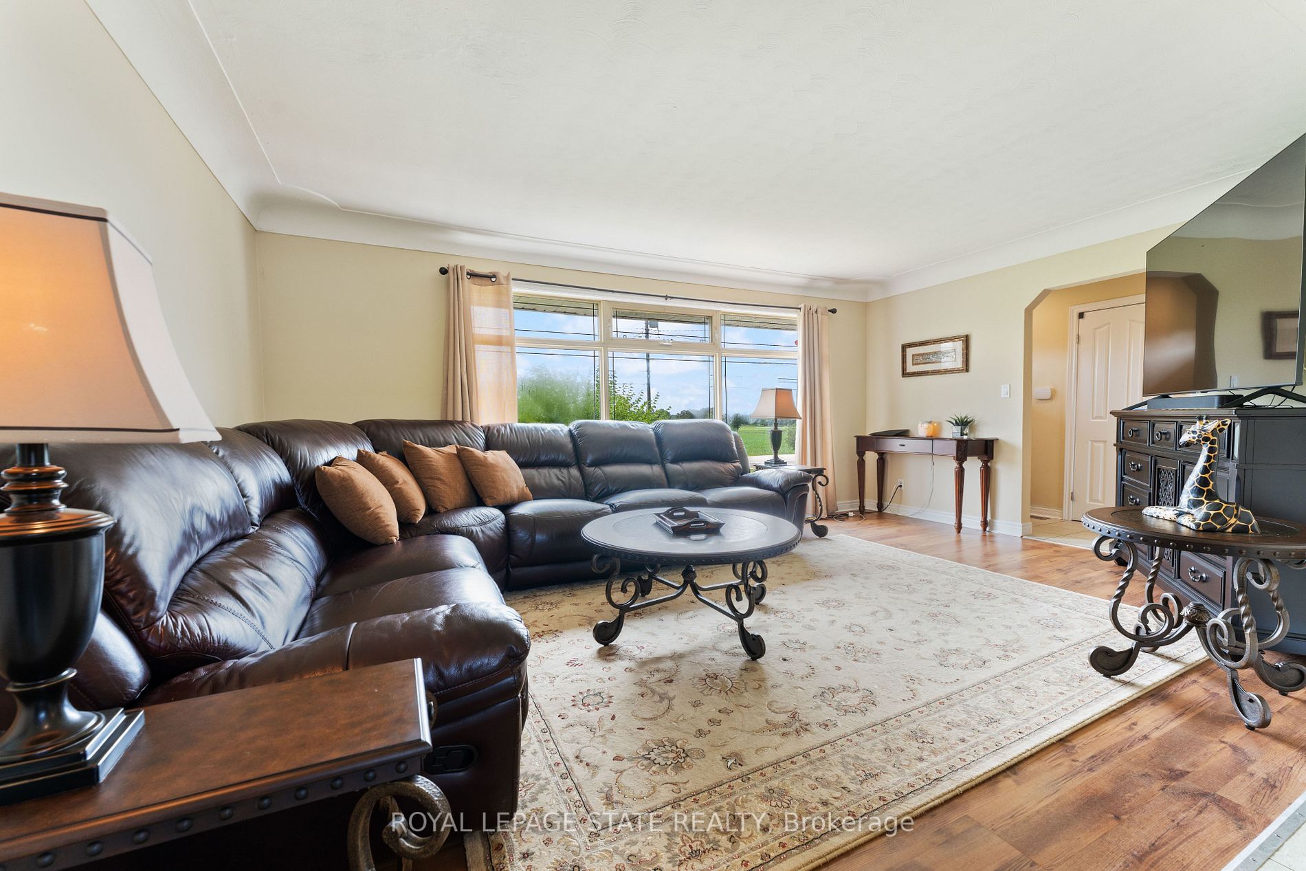 1153 Ridge Rd