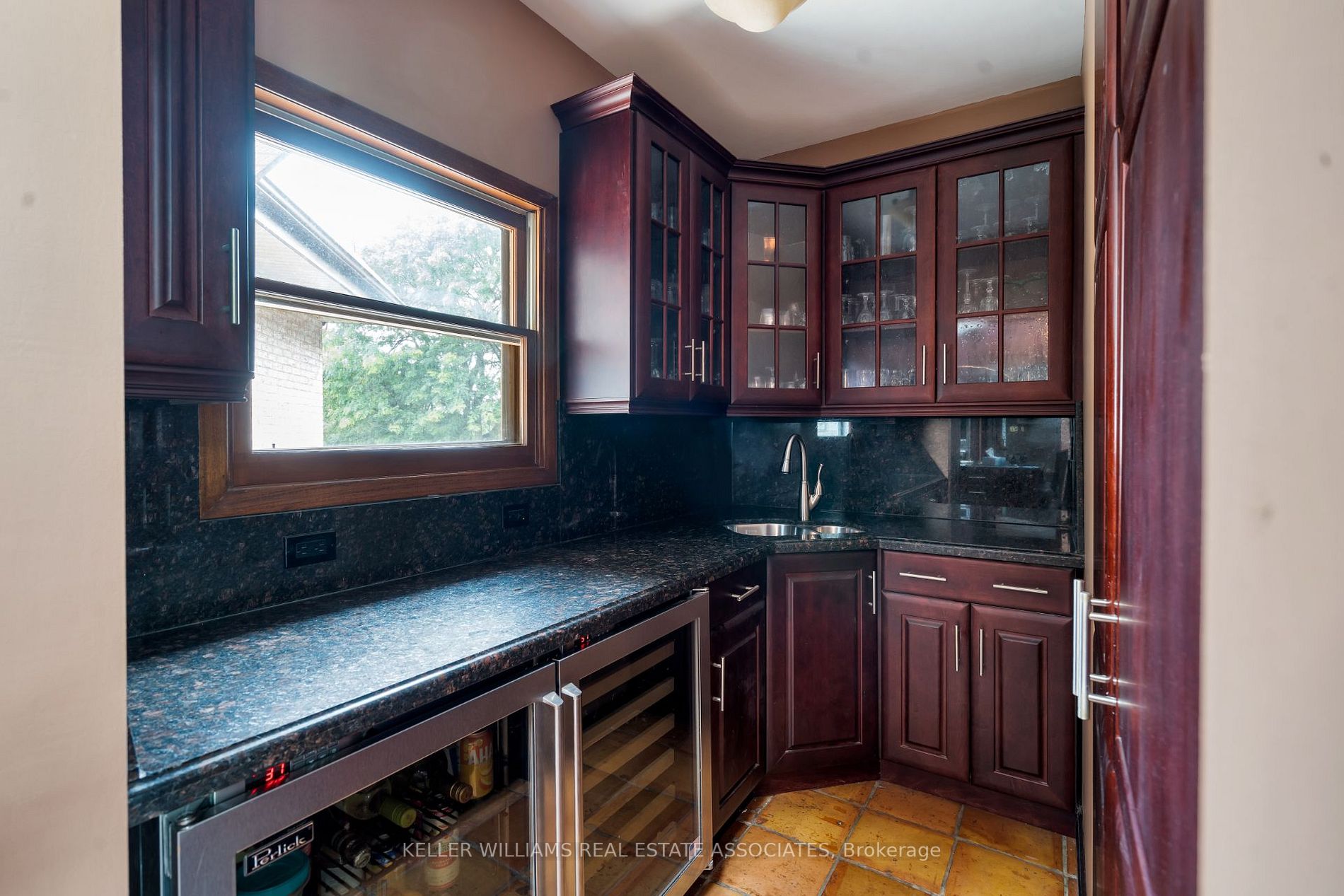 Listing X6721852 - Large Photo # 17