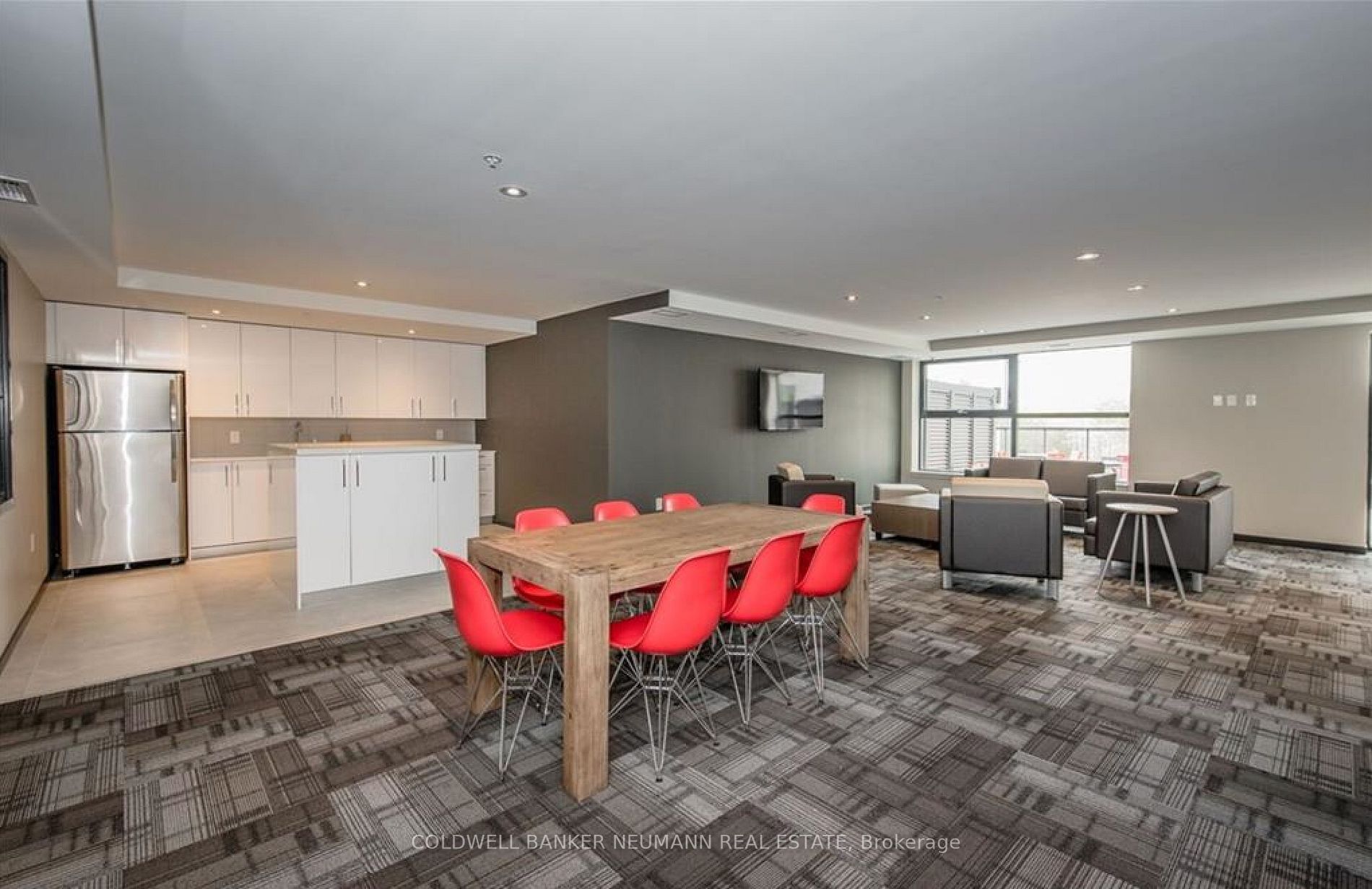 1291 Gordon Street, #218