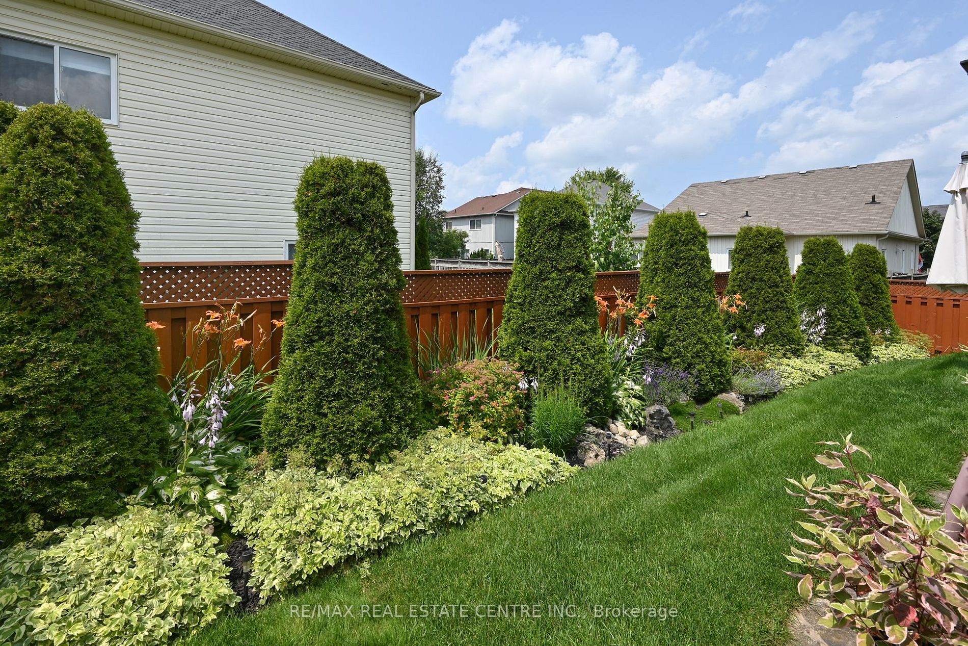 765 Greenwood Crescent