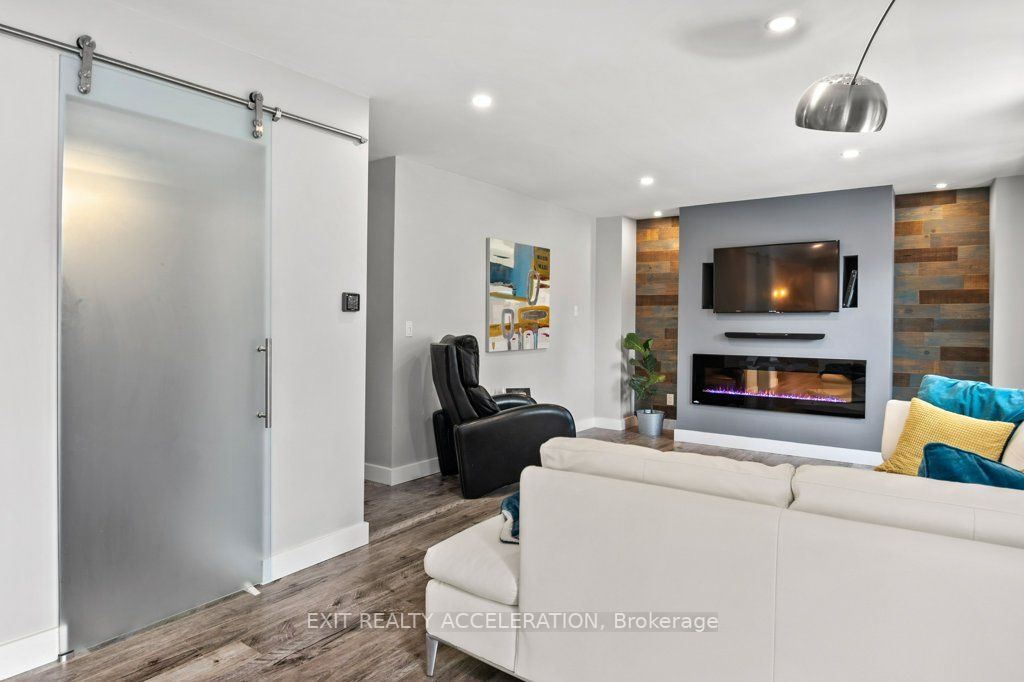 94 Beverly St